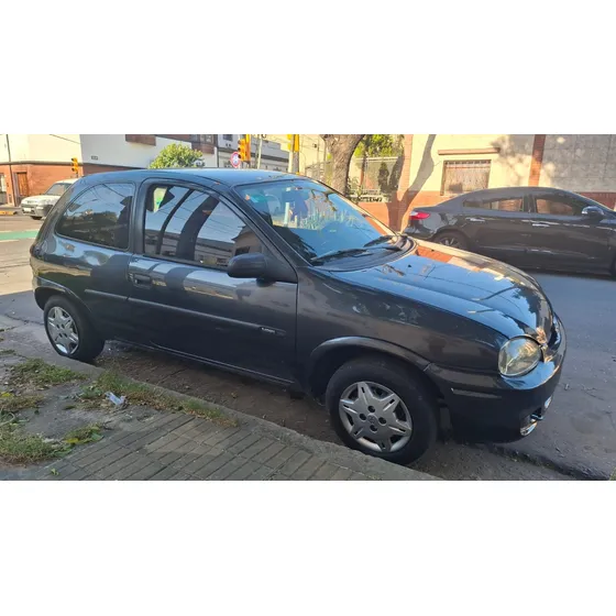 Chevrolet Corsa 1.6 Gl