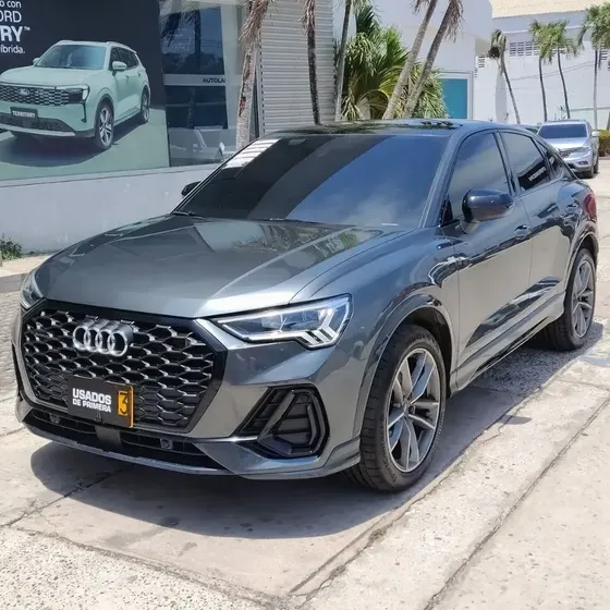 Audi Q3 2024 2.0 Quattro S-line