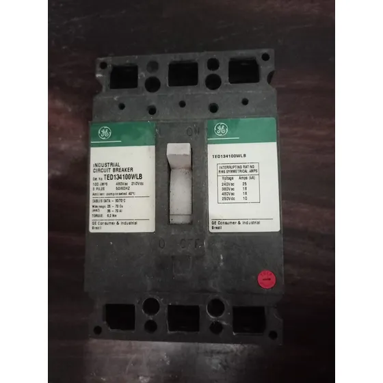 Breaker Industrial 3x100amp General Eléctric Usado