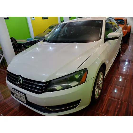 Volkswagen Passat 2.5 Confortline At