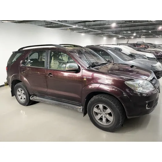 Toyota Sw4 3.0 Srv Cuero I 171cv 4x4