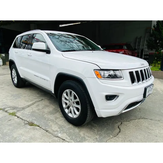 Jeep Grand Cherokee 3.6 Laredo 4x2