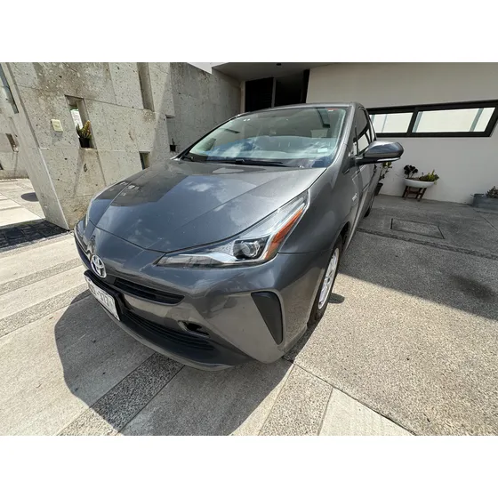 Toyota Prius 1.8 Base Cvt