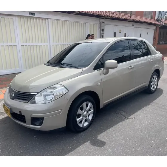 Nissan Tiida Sd 2009 1.8 Comfort