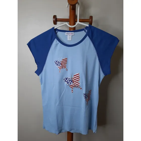 Franela De Mariposas De Niñas Talla 7/8 Años ( Usada )