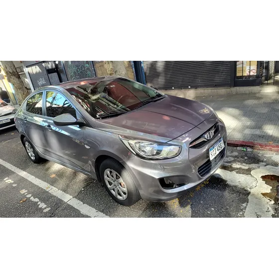 Hyundai Accent 1.4 Cvvt Gl Full Sedan