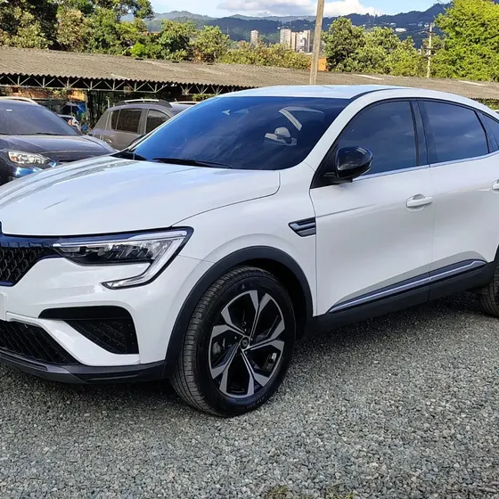 Renault Arkana E-tech Hybrid 2025 1.3 Tce Hybrid Techno