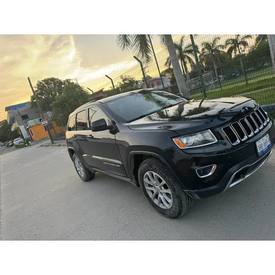 Jeep Grand Cherokee 3.6 Limited Lujo V6 4x2 At