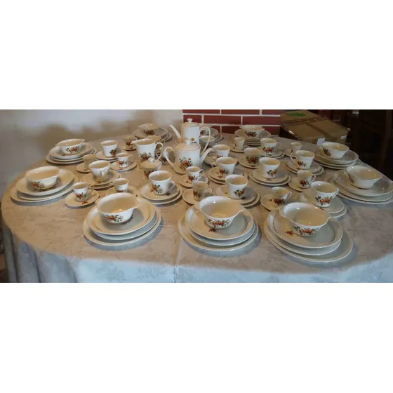 Vajilla De Porcelana Española De 75 Piezas Para 10 Personas