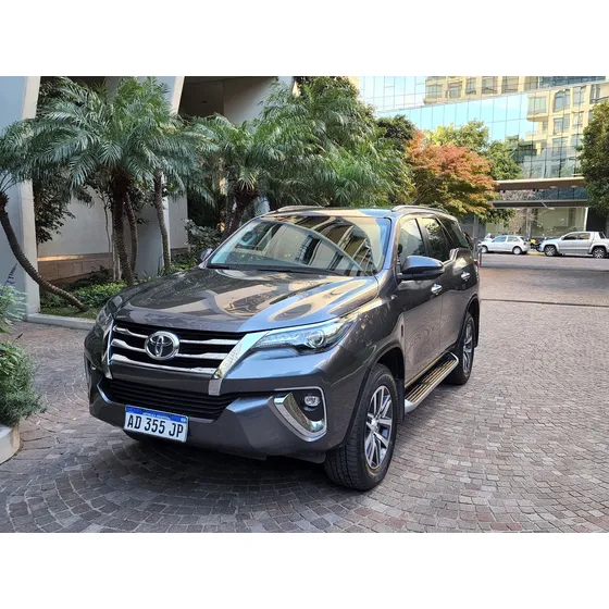 Toyota Hilux Sw4 2.8 Srx 177cv 4x4 7as At