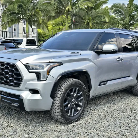 Toyota Sequoia 2024 3.5 V6 Platinum