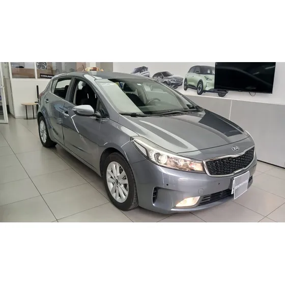 Kia Forte 2018 2.0 Hb 5 P Ex At