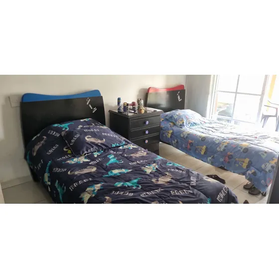 2 Camas Sencillas Usadas