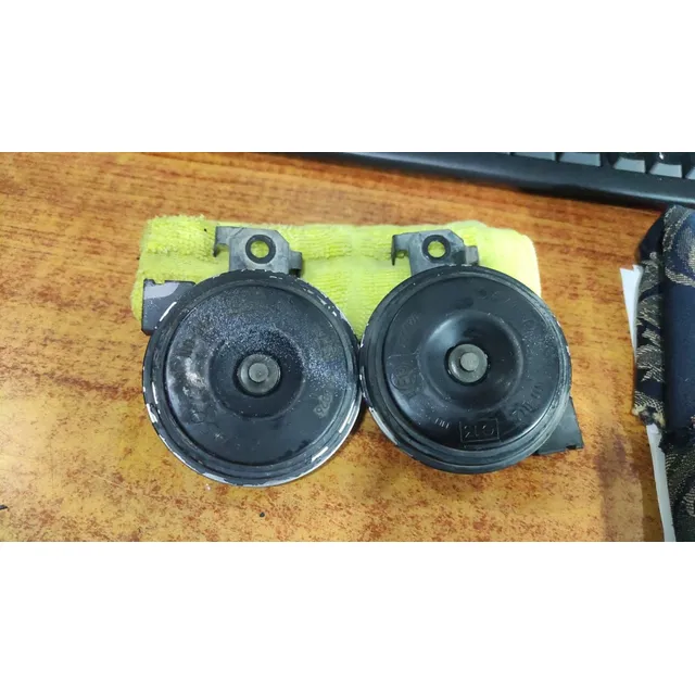 Pitos Claston Chevrolet Luv D-max Original Precio X Par