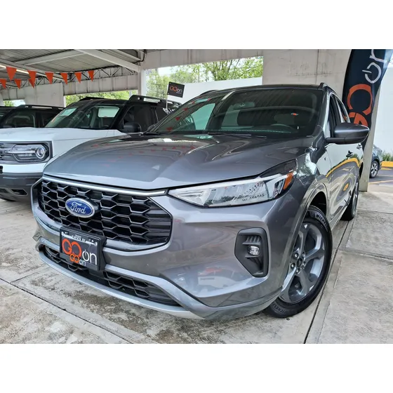 Ford Escape 2.5 St-line Select Hev