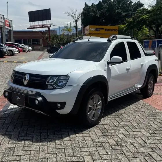 Renault Duster Oroch 2022 2.0 Intens 4x4