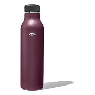 Oxo Botella De Agua Granate Púrpura Aislada De 20 Oz Con Tap Oxo Botella De Agua Granate Púrpura Aislada De 20 Oz Con Tap