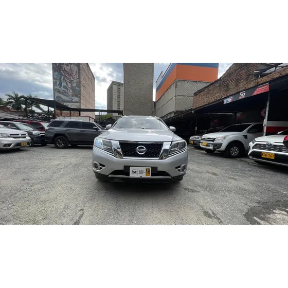 Nissan Pathfinder 3.5 R52 Exclusive