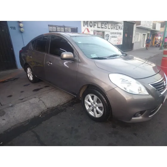 Nissan Versa 1.6 Advance At