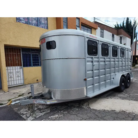Remolque Maza 4 Caballos De Lujo Exelente