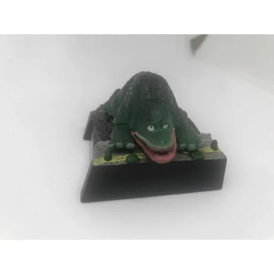 Daikaijyu Tide Blows Monster Gamakujira Diorama Ultraman Oro