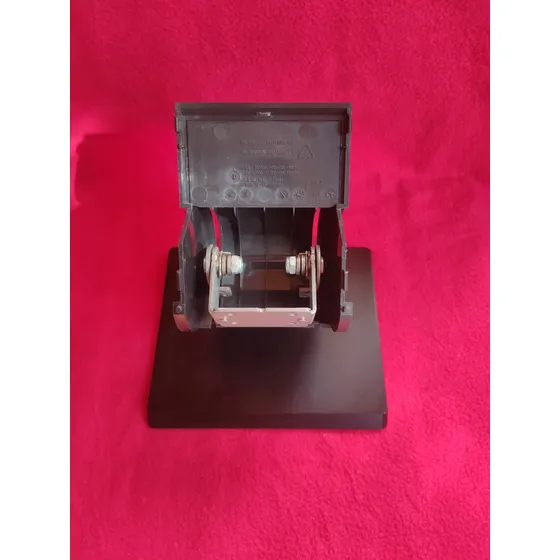 Base Para Monitor Lenovo 15  Lcd Usado.