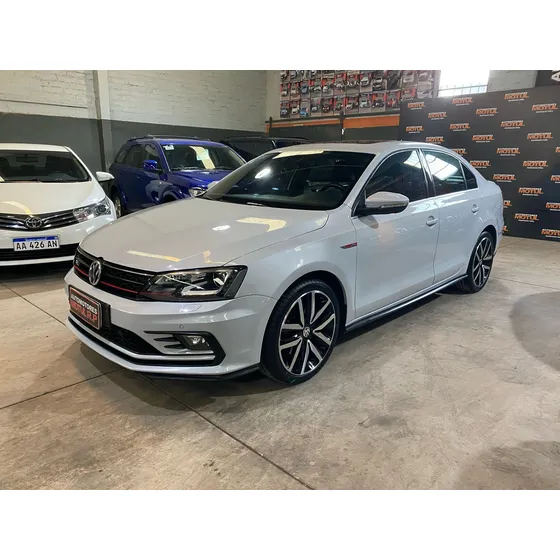 Volkswagen Vento 2.0 Tsi Gli 211cv App Connect + Nav Dsg