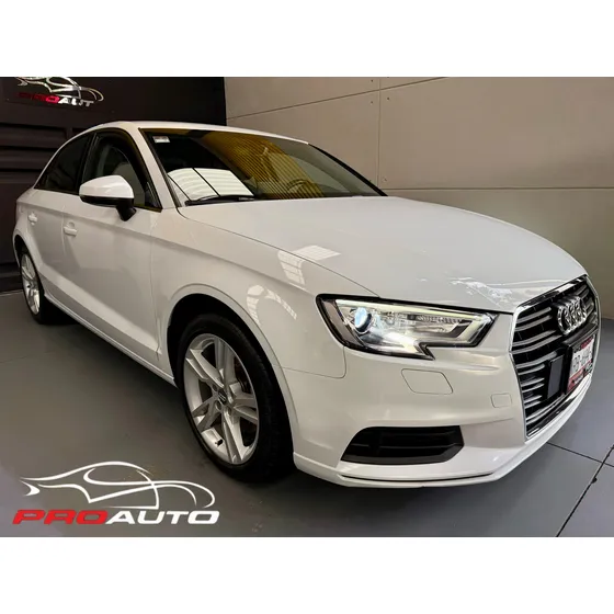Audi A3 2.0 Sedán L Dynamic At Dsg