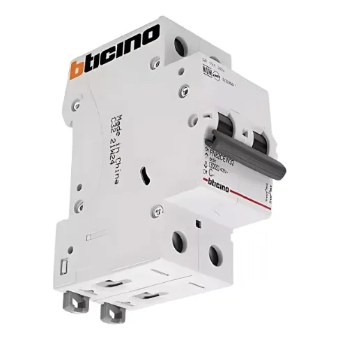 Fusible Bticino 2x32 32a 220v Plástico Riel-din 100mm