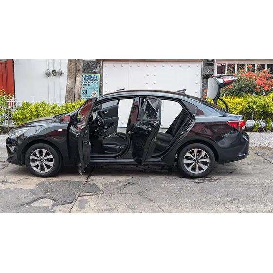 Kia Rio 1.6 Lx Sedan At