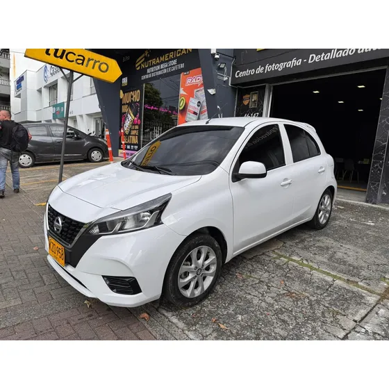 Nissan March 1.6 Sense