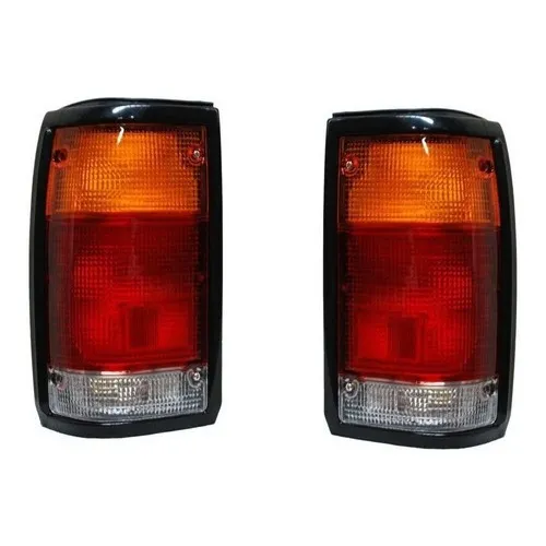 Par Juego Calaveras Mazda Pu 1986 - 1993 Pintada S/arnes Tyo