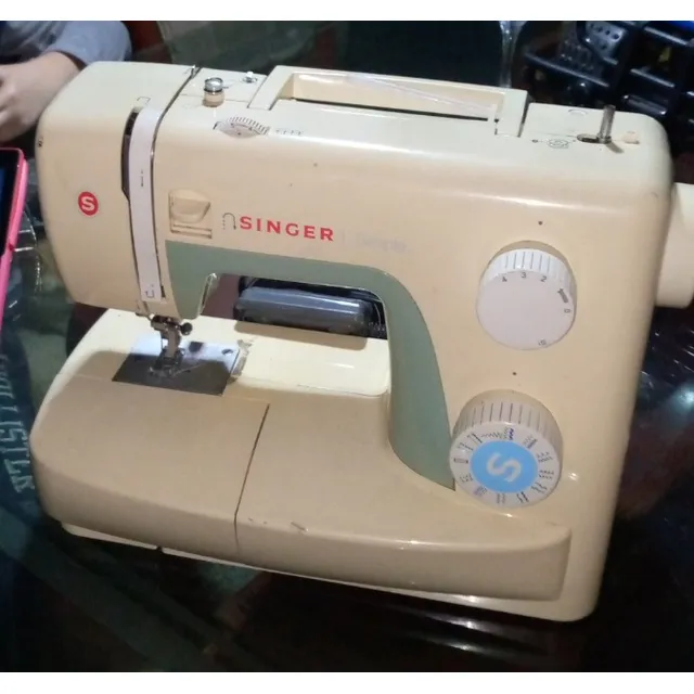 Maquina De Coser Singer