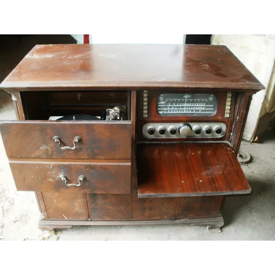 Mueble Radio Tocadiscos Antiguo