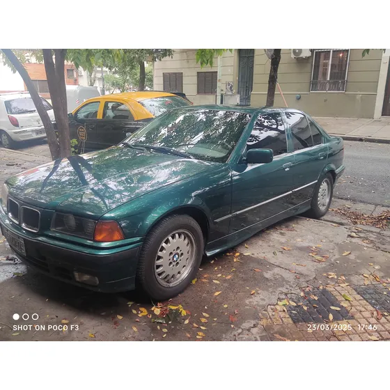 Bmw Serie 3 1.8 318i Sedan 4 Puertas.