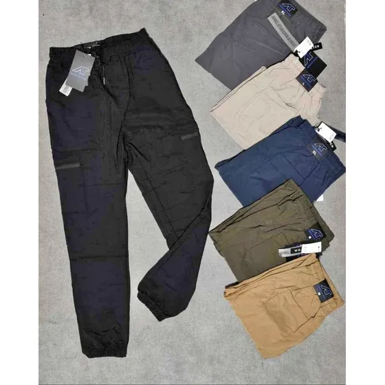 Mono Joggers De Caballero Básico Cargo