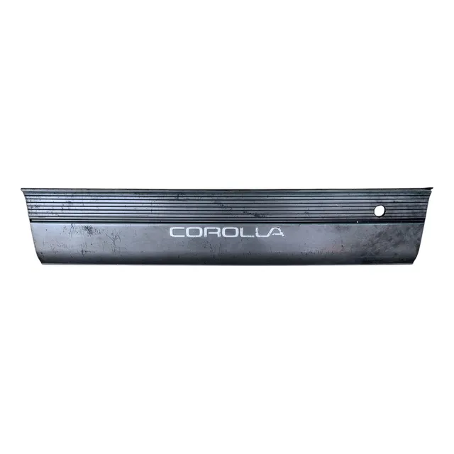Platina De Tapa Maleta Toyota Corolla Camry Usado