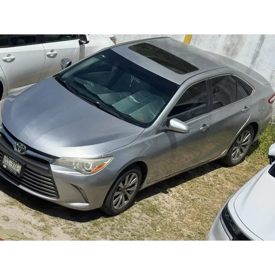 Toyota Camry 2.5 Xle At