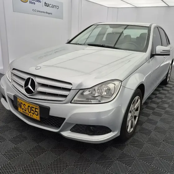Mercedes-Benz Clase C 2013 C180 1.6 Cgi
