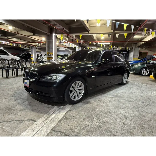 Bmw 320i .