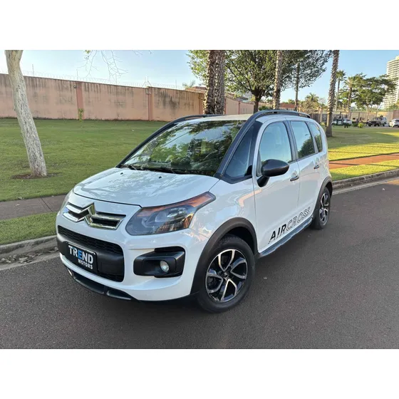 Citroën C3 1.6 Exclusive 16v Flex 4p Automático