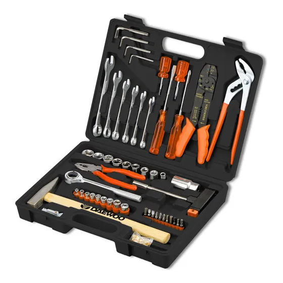 Set Juego De Herramientas Llaves/tubos/puntas Daewoo 100 Pzs Color Negro