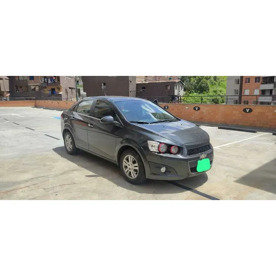 Chevrolet Sonic 1.6 Lt 5 P