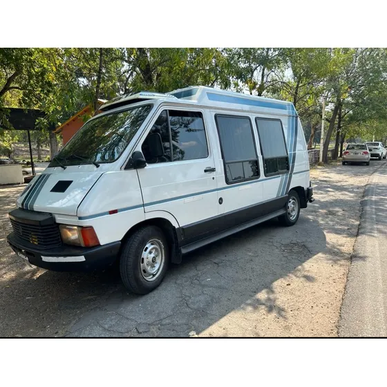 Renault Trafic 2.2
