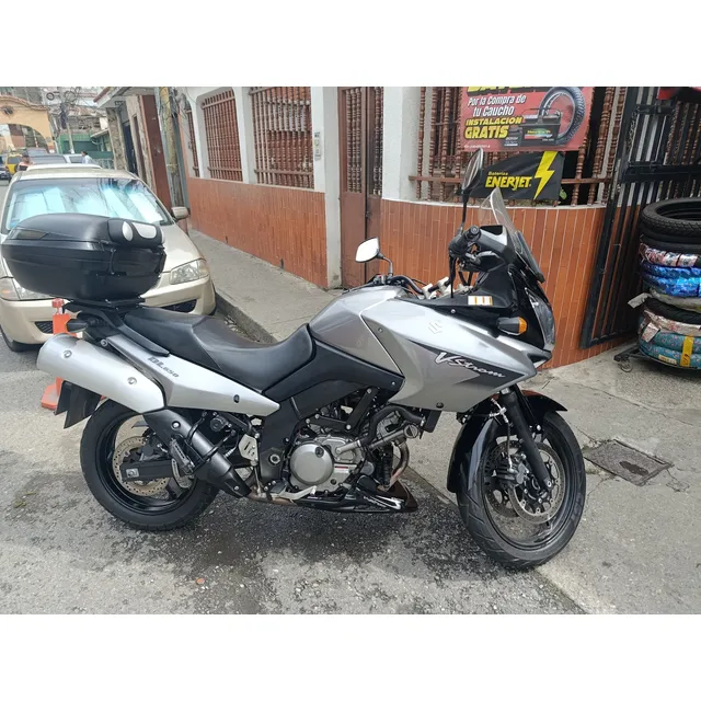 Suzuki V-stron 650