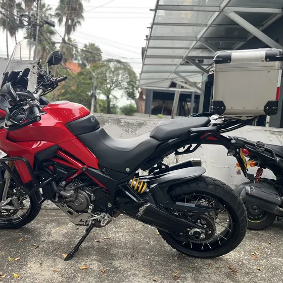 Ducati Multistrada 950s