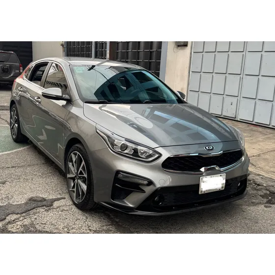 Kia Forte 2.0 Hb Ex Mt