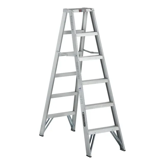 Escalera De Tijera Doble Cuprum C-2231-06 Aluminio 175 Kg Color Gris Claro