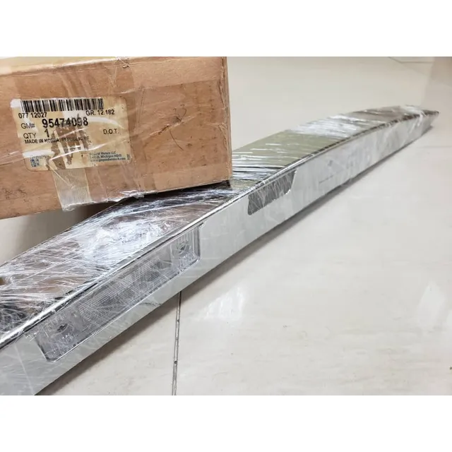 Platina Cromada Maleta Chevrolet Cruze Original Gm 95474098