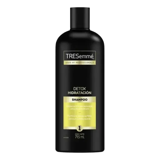 Shampoo TRESemmé Detox Hidratación, ideal para el cuidado del cabello graso, dejándolo humectado, ligero y suave 715 ml